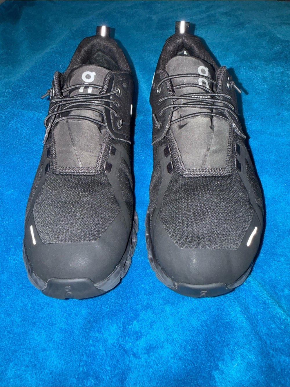 On Cloud 5 Waterproof Athletic Shoes US 10.5